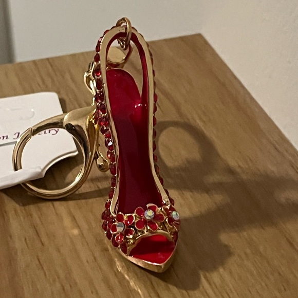 Accessories - Elegant Gold Plated Rhinestone Keychain